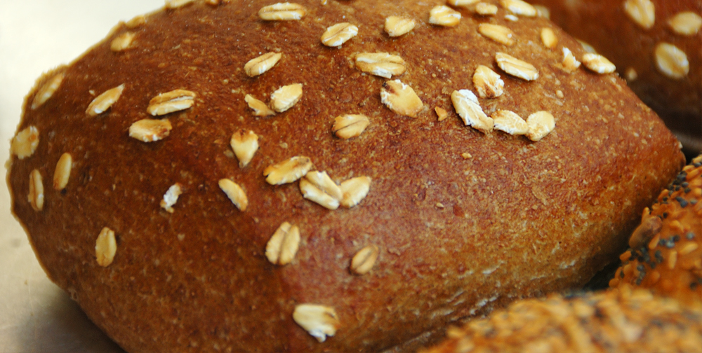 Schokoeis, Erdbeereis, Vanilleeis, Espresso Cappuccino sowohl alkoholische und nicht alkoholische Getränke in unsere Espressobar.